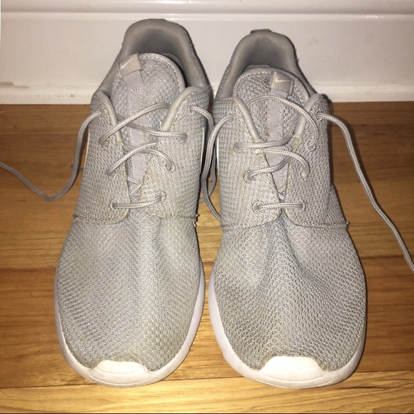 Nike Gray Roshe One - Picture 4 of 7